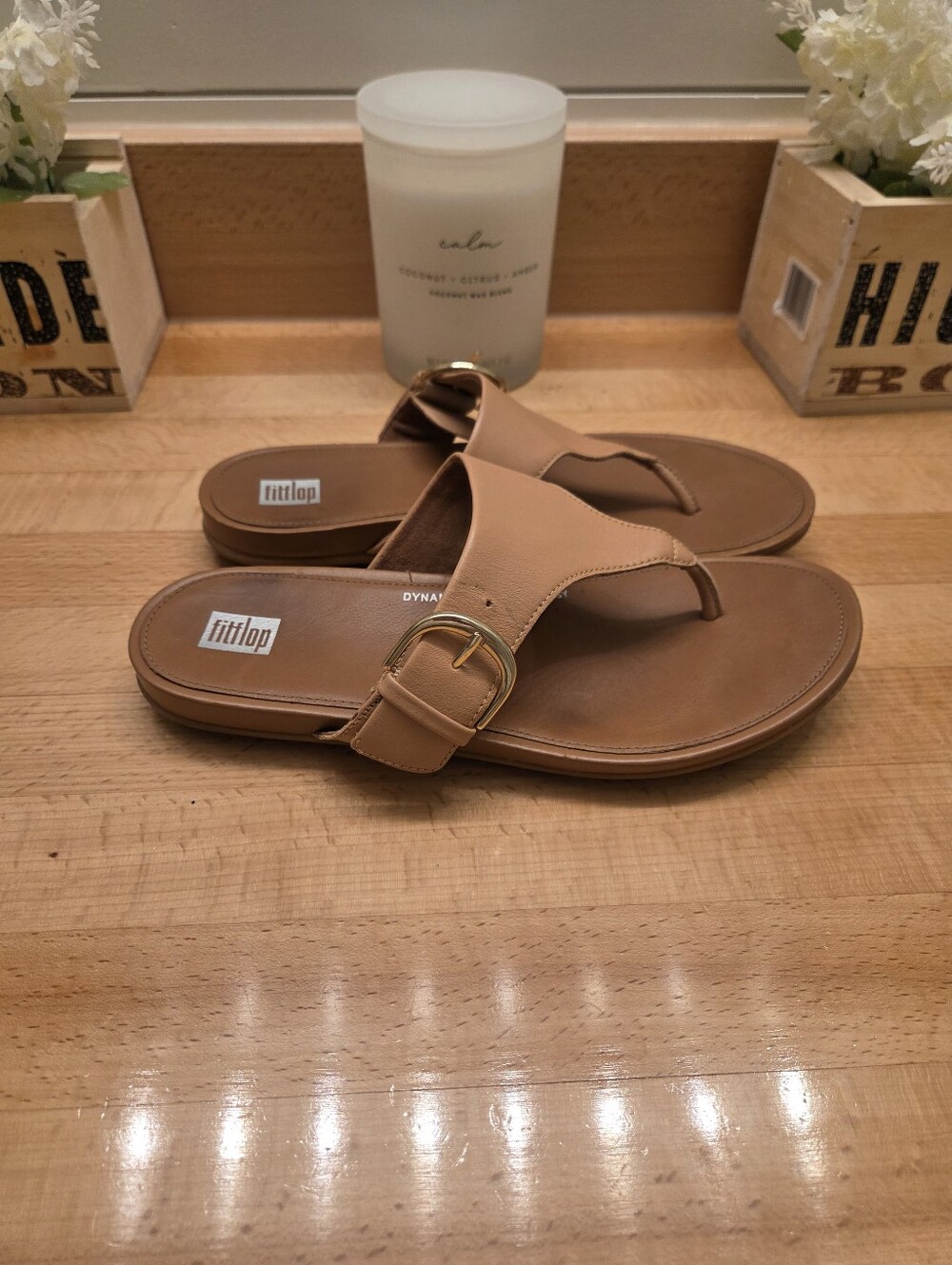 FitFlop Gracie Buckle Leather Toe-Post Sandals Tan Leather Women's Size 8